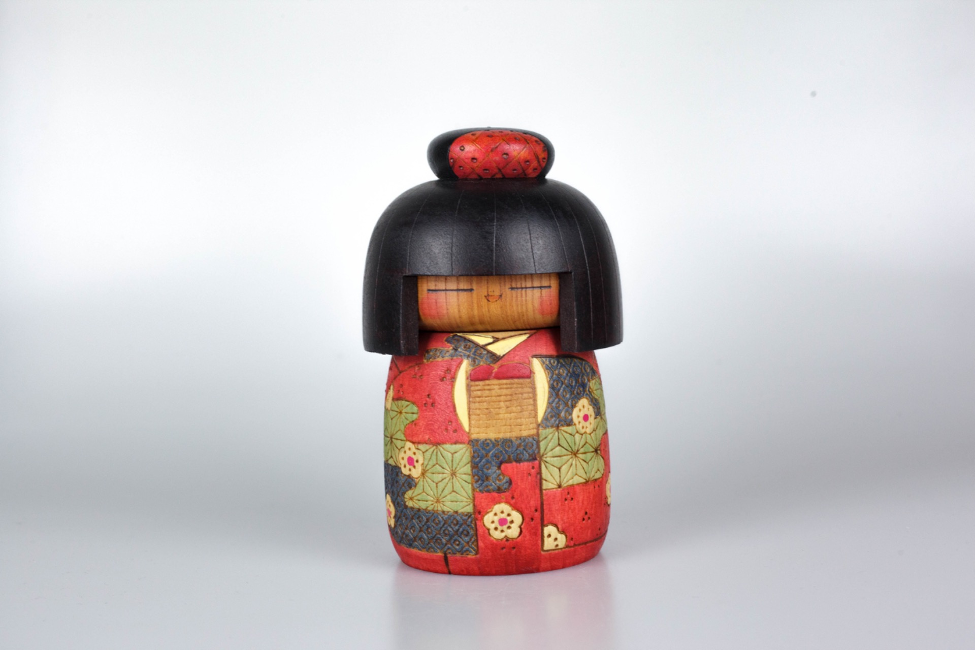 Creatieve Kokeshi door Kazuo Takamizawa (高見沢一雄) | 14 cm