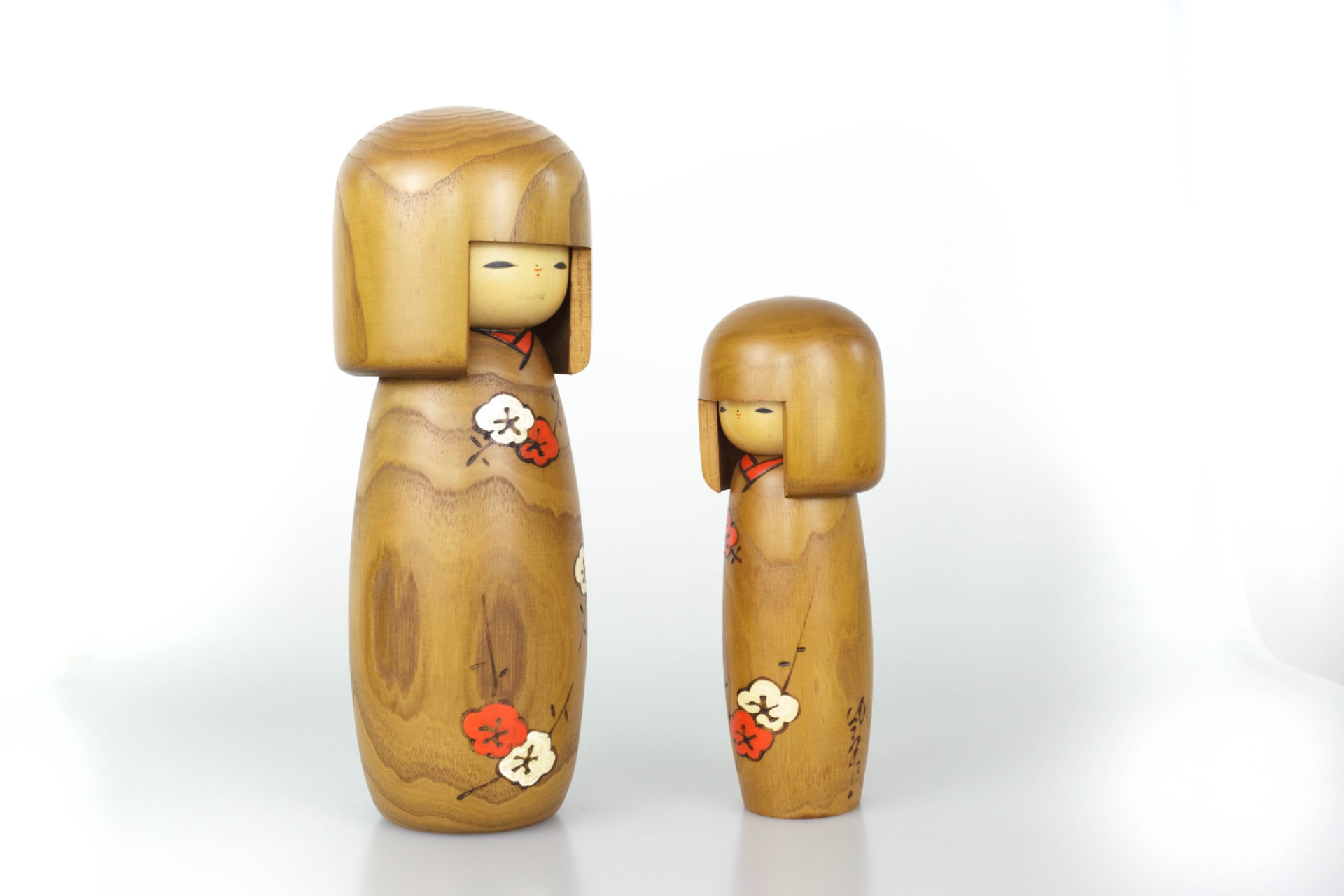 Kokeshi set 'Reishun' by Usaburo（卯三郎) | 25 cm and 18 cm
