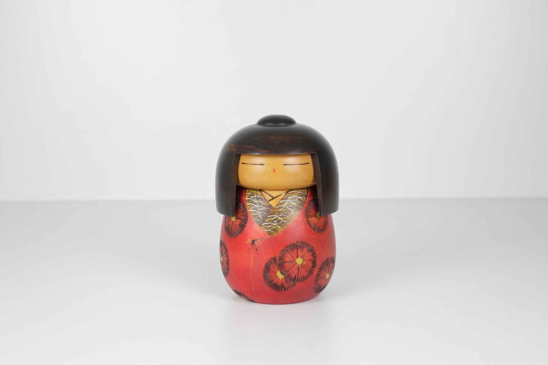 Creative Kokeshi “Hidamari” by Sekiguchi Tōa (関口東亜) | 16.5 cm